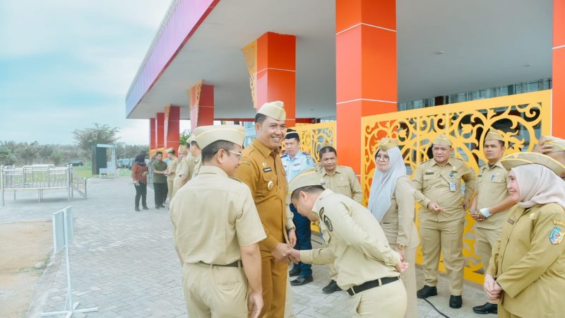 Pada Saat Apel Perdana 2025, Pj. Bupati Heri Ingatkan ASN Untuk Lebih Tingkatkan Pelayanan. 