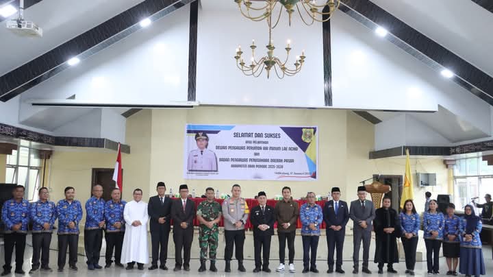 Bawas PD Pasar dan Dewas Perumda Air Minum Lae Nciho Dilantik, Pj Bupati Dairi Dorong Peningkatan Pelayanan Masyarakat