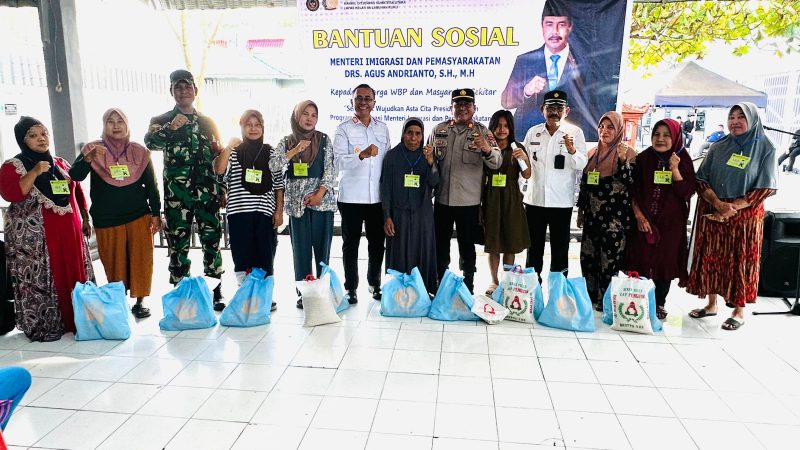 Bukti Nyata Wujudkan Program Menteri Imigrasi dan Pemasyarakatan,Kalapas Soetopo Bagikan 119 Paket Sembako. 