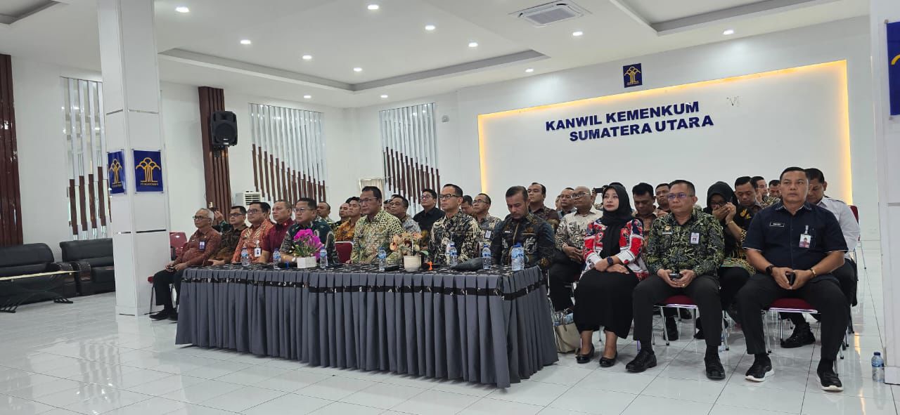 Kalapas Labuhan Ruku Beserta Jajaran Ikuti Sosialisasi Pantau IMIPAS 