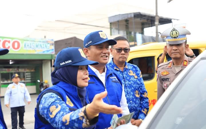 Wabup Dairi Pimpin Apel Gabungan Pemeriksaan Kepatuhan Pajak Kendaraan Bermotor Tahun 2025
