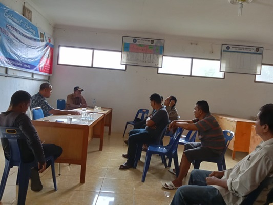 Masyarakat Desa Teladan Minta Kepala Desa Darwin agar Transparan Tentang Dana Desa