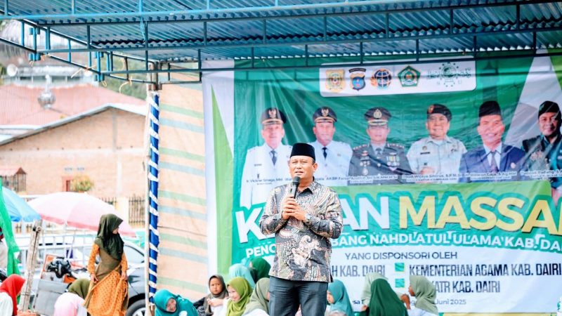 Wabup Dairi Hadiri Kegiatan Khitan Massal dan Berikan Santunan