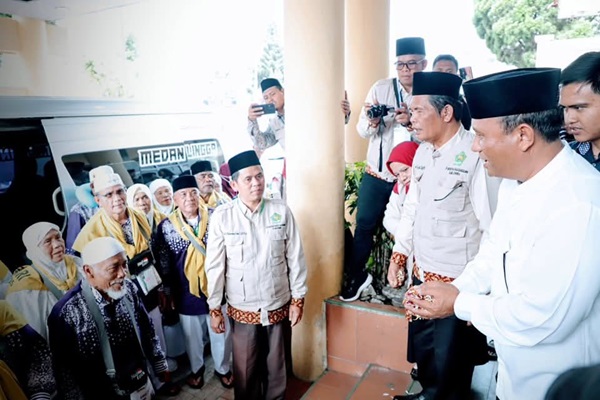 Jemaah Haji Kabupaten Dairi Tahun 2025 Tiba dengan Selamat