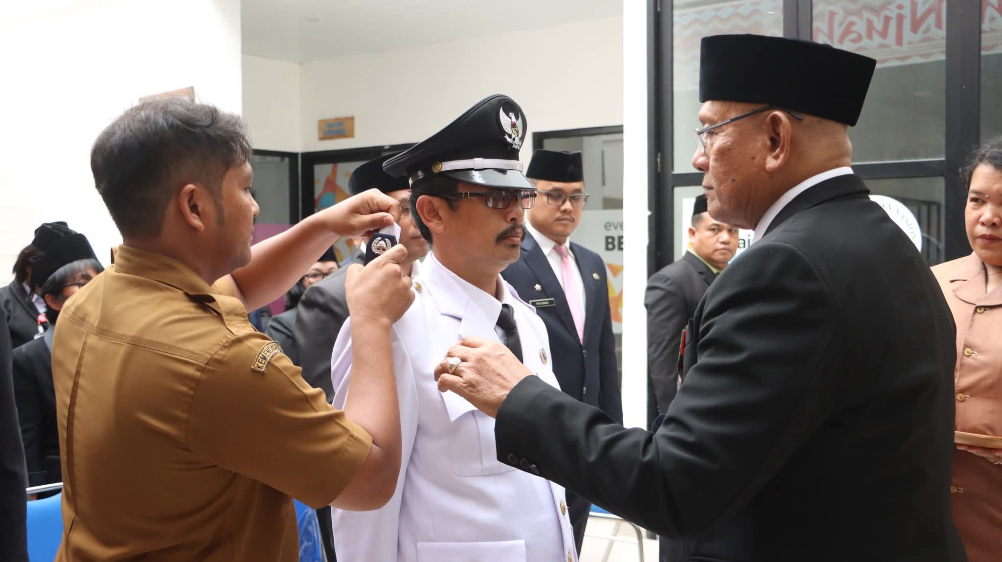 Pelantikan Pejabat, Perdana Sejak Memimpin Dairi, Bupati: Utamakan Komunikasi dan Bekerjalah Optimal