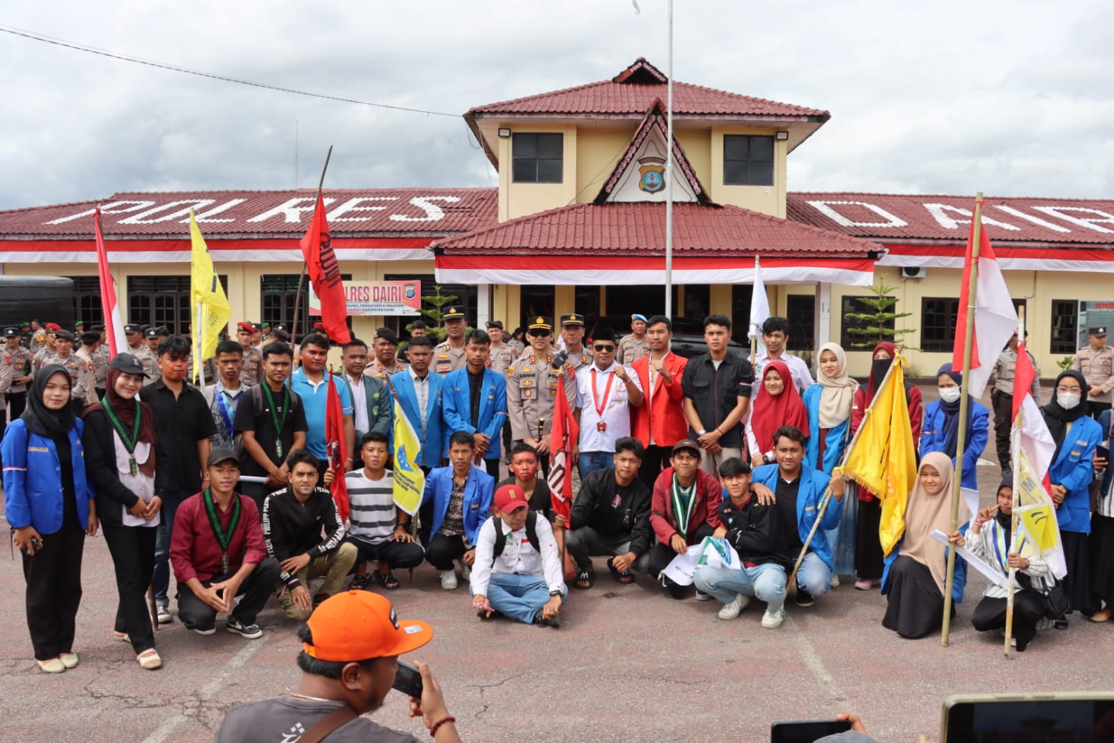 Polres Dairi Berikan Rasa Aman Saat Aksi Unjuk Rasa di Kabupaten Dairi Berjalan Aman dan Kondusif
