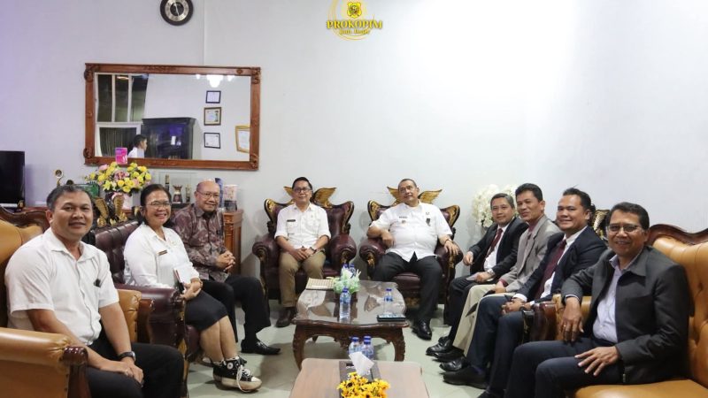 Bupati Dairi Terima Audiensi Panitia Rapat Pendeta HKBP Tahun 2025