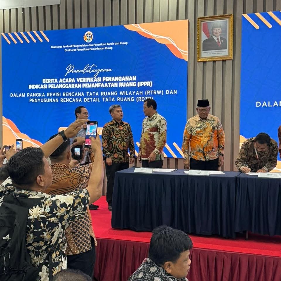 Selaraskan Arah Rencana Tata Ruang, Bupati Hadiri Penandatanganan Berita Acara Verifikasi Penanganan IPPR