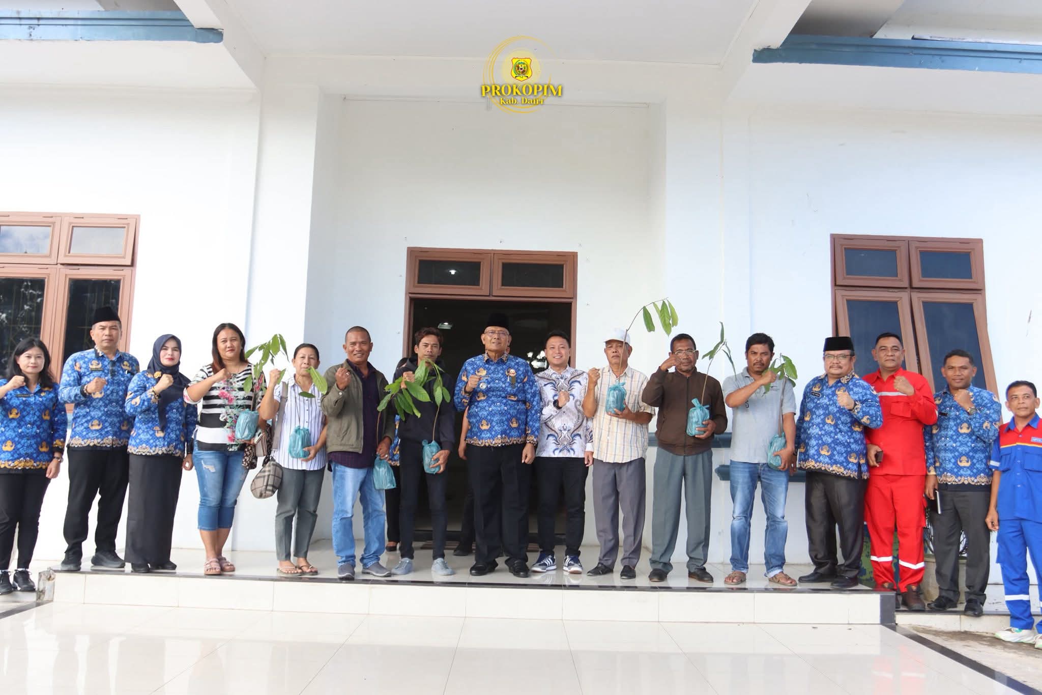 Bupati Dairi Ir. Vickner Sinaga menerima kunjungan silaturahmi dan audiensi PT. Inpola Meka Energi (IME), yang berlangsung di Pendopo Bupati Dairi, Senin (01/12/2025).