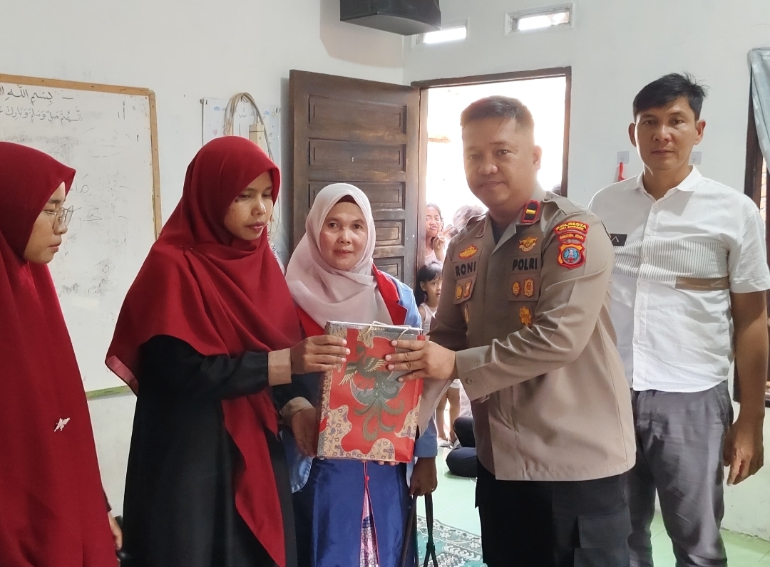 Polresta Deli Serdang Berikan Talih Asih Ke Rumah Tahfidz Quran Ar-Rahmah Atas Keberanian Melawan peredaran Narkoba*
