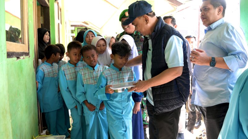 Menkop: Libatkan Koperasi, Program Uji Coba MBG Di Sukabumi Jadi Percontohan