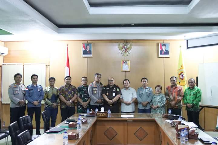 KPU Kabupaten Dairi Gelar Rapat Koordinasi Desk Pilkada 2024 Bersama Pj. Bupati dan Forkopimda