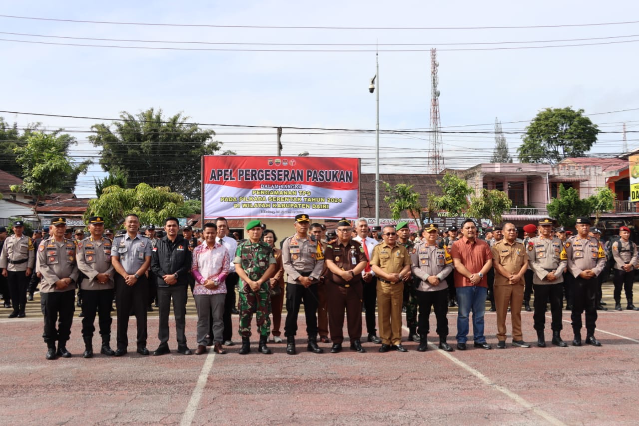Kapolres Dairi Pimpin Apel Pergeseran Pasukan Pada Pengamanan di TPS