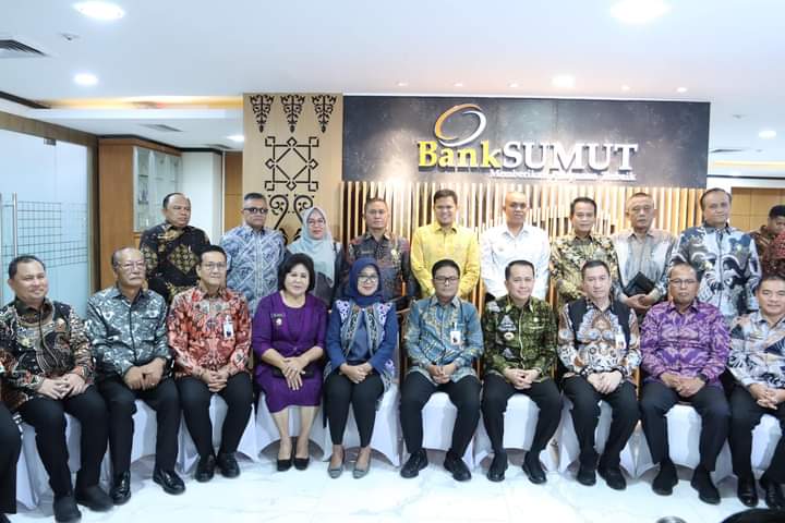 Bahas 2 Agenda Penting, Pj Bupati Dairi Hadiri RUPS Luar Biasa Bank Sumut