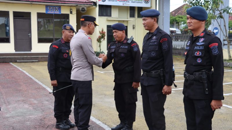 Kapolres Dairi Lepas Personil Brimob Kembali ke Polda Sumut, : Terimakasih Atas Kerjasamanya