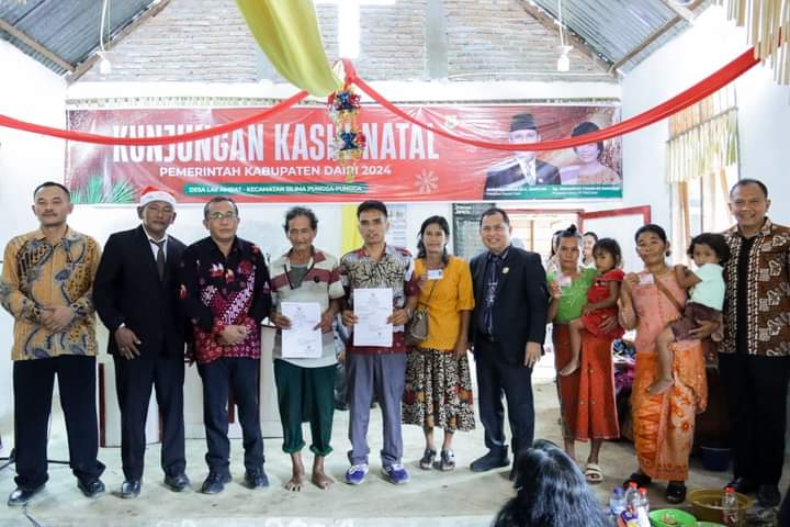Kunjungan Kasih Natal Pemkab Dairi Hari Pertama Bersama Masyarakat Desa Lae Ambat