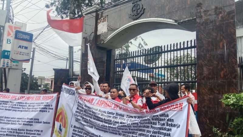 Diduga Rugikan Keuangan Negara Sebesar Rp.7,8 Miliar, DPC LSM PMPRI Asahan “Geruduk” Kantor PTPN I Regional II Medan