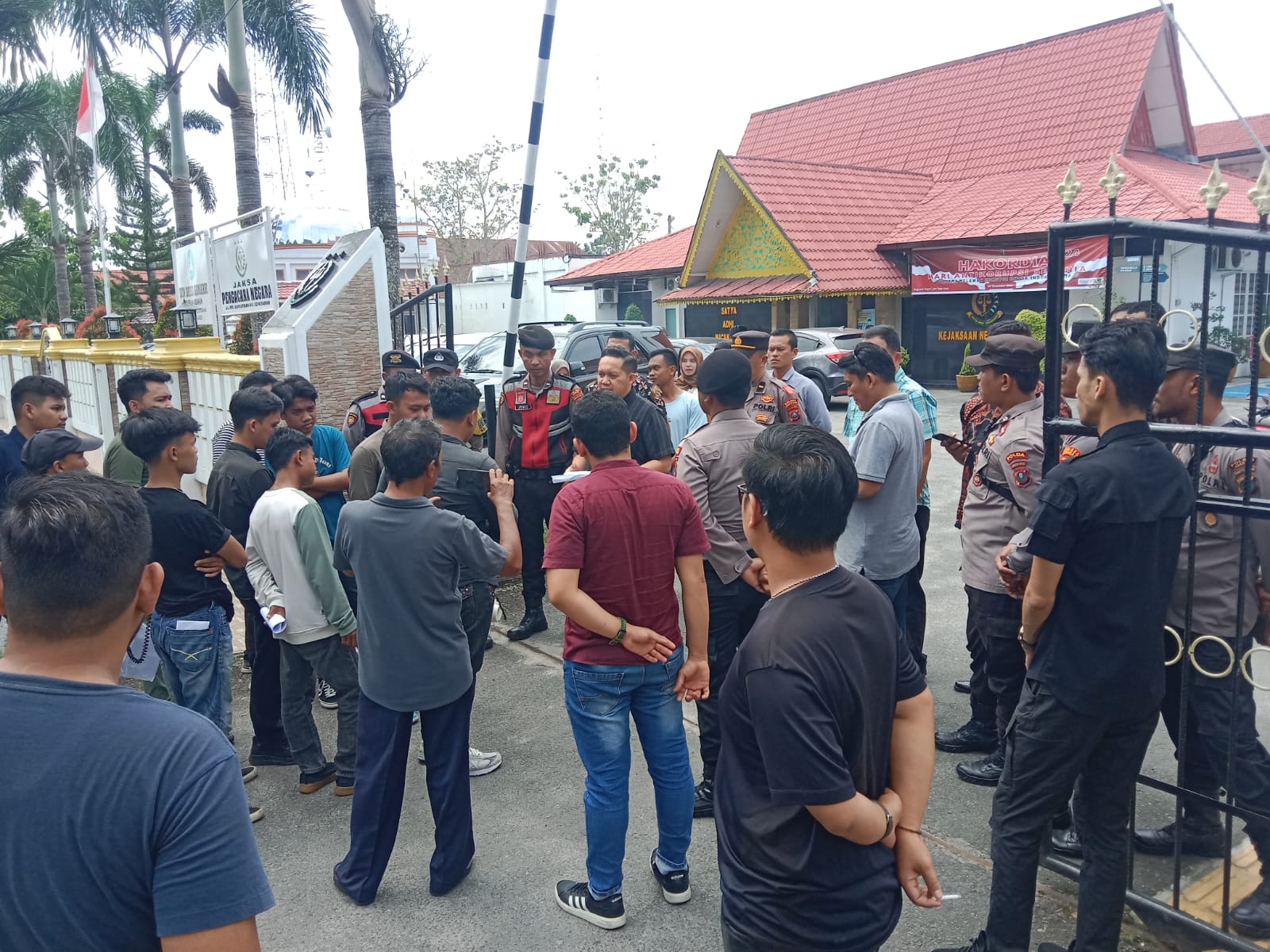 Mahasiswa Meminta Polisi dan Jaksa Tolak Kegiatan Bimtek 177 Desa se-Asahan