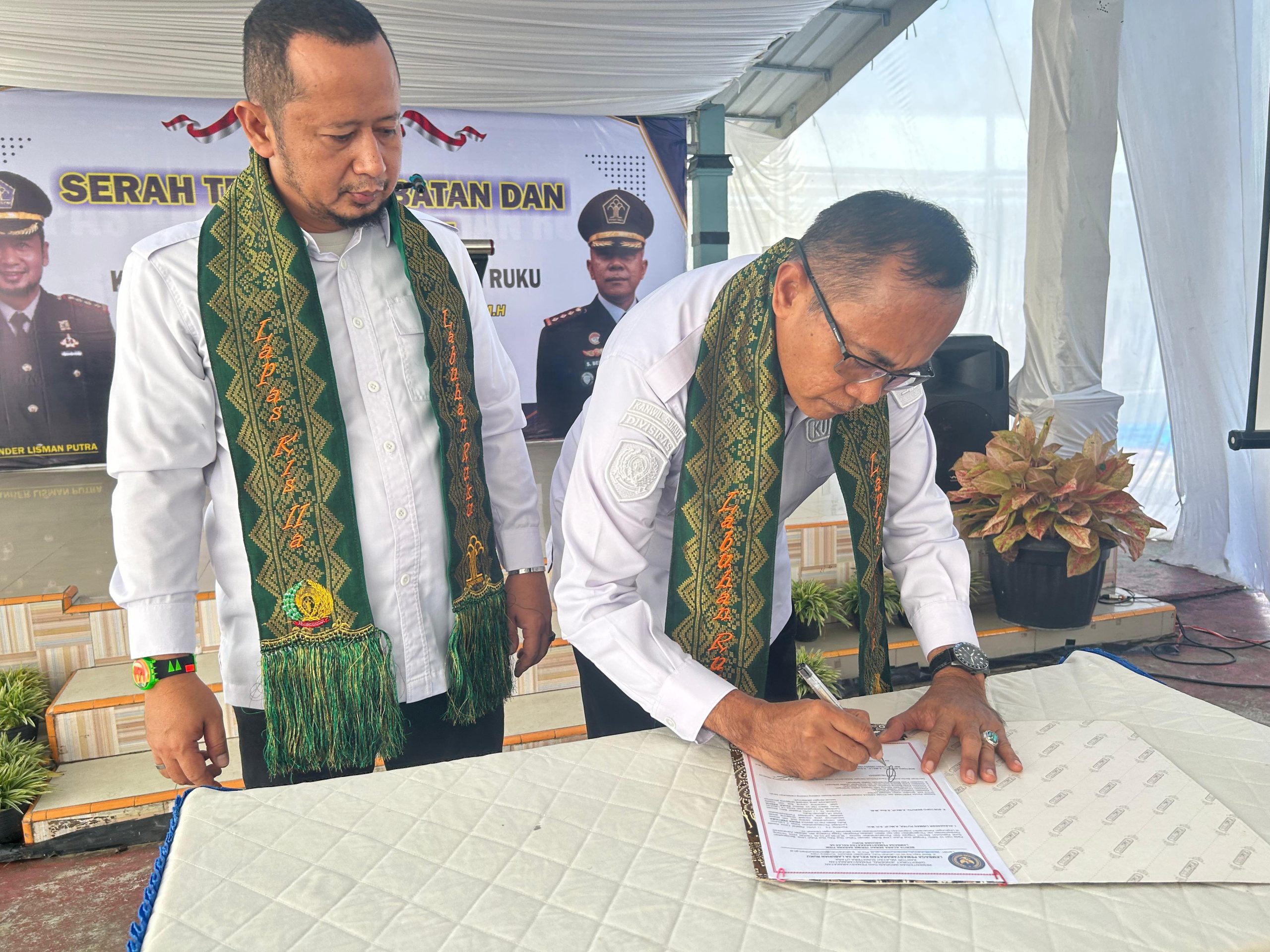 Kalapas LP Lab Ruku Resmi Di Jabat Soetopo Berutu, Dan Siap Berkomitmen tingkatkan Pelayanan dan Pembinaan. 