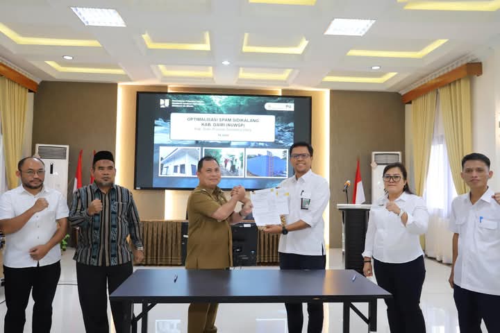 Pj Bupati Dairi Tanda Tangani Serah Terima Pengelolaan Aset BMN