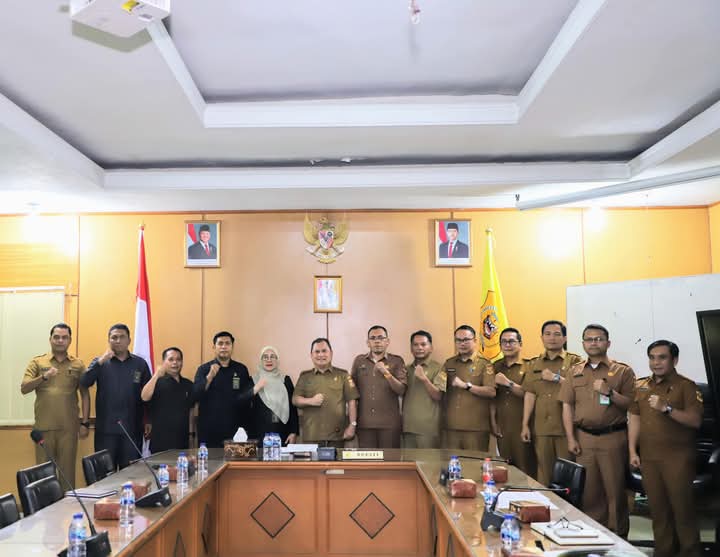 Pj Bupati Dairi Terima Audiensi PT Hutagalung Bona Pasogit