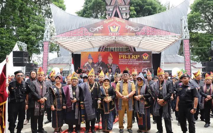Wakil Bupati Dairi Hadiri Pelantikan Pengurus Besar Lembaga Kebudayaan Pakpak Periode 2025-2030