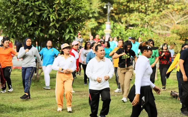 Sekda Dairi Surung  Bantjin launching Program Friday Mubarak berikan kemudahan dan keringanan bagi masyarakat menghadapi bulan Ramadhan 1446 H.