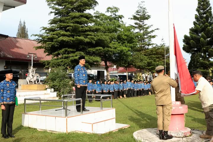 Upacara Hari Kesadaran Nasional Bupati Dairi : Perlunya Budaya Kerja yang Inovatif dan Kolaboratif, Serta Ketepatan Waktu.