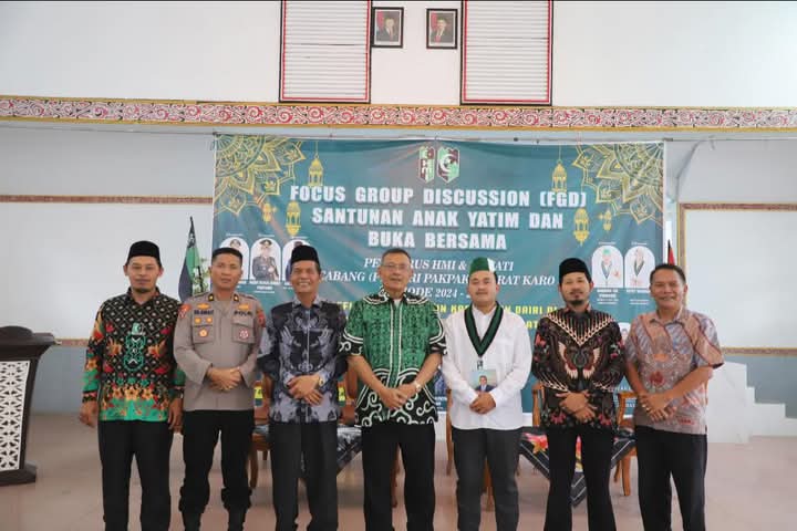 Bupati Dairi Ir. Vickner Sinaga hadiri kegiatan Himpunan Mahasiswa Islam (HMI) Cabang Dairi Pakpak Bharat,Karo