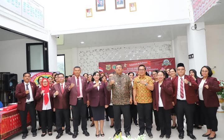 Bupati Dairi Hadiri Hut PPNI Yang Ke-51 dan Pelantikan Pengurus DPD PPNI Dairi