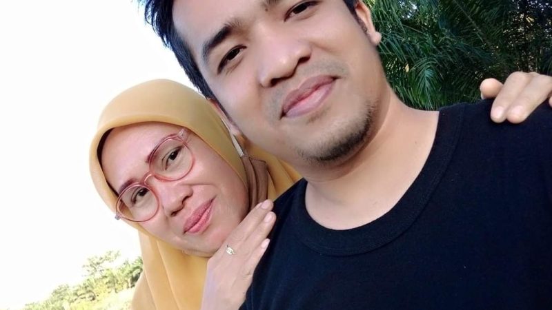 Hati-hati….. Diduga Guru Teknisi HP Zainal Lakukan Penipuan Terhadap Murid Murid Lesnya .