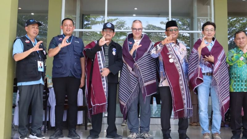 Lakukan Revalidasi, Tim Assesor dari Unesco Tiba di Geopark Kaldera Toba Geosite Silahisabungan