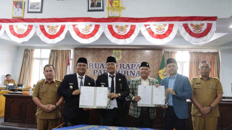 Bupati dan Wakil Bupati Dairi Hadiri Rapat Paripurna Penutupan Masa Sidang III