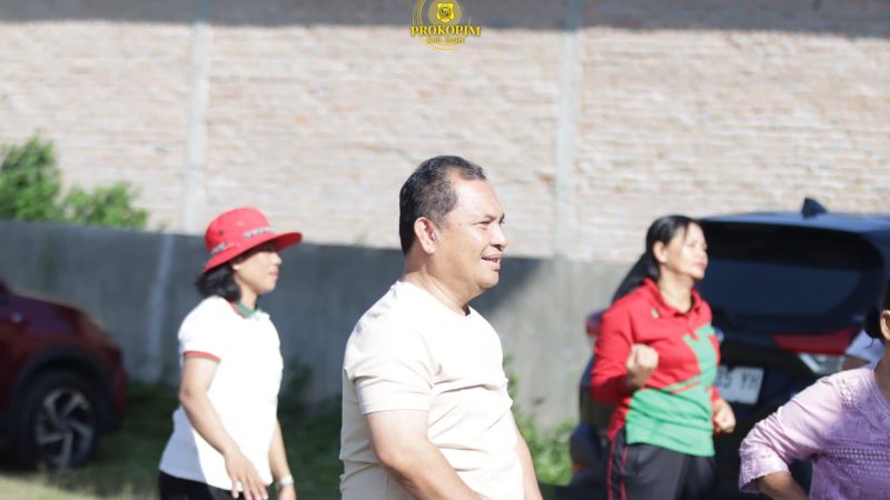 Sekretaris Daerah Kabupaten Dairi Ikuti Senam Sehat Bersama Lansia GKPPD Resort Panji Bako