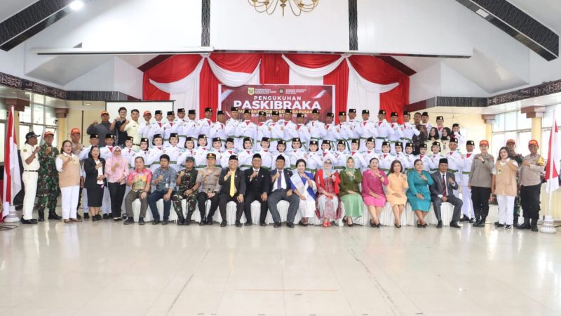 45 Orang Paskibraka Di Kukuhkan, Bupati Dairi : Anda Putera Puteri Terbaik, Jalankan Tugas Dan Tanggung Jawab Dengan Baik.