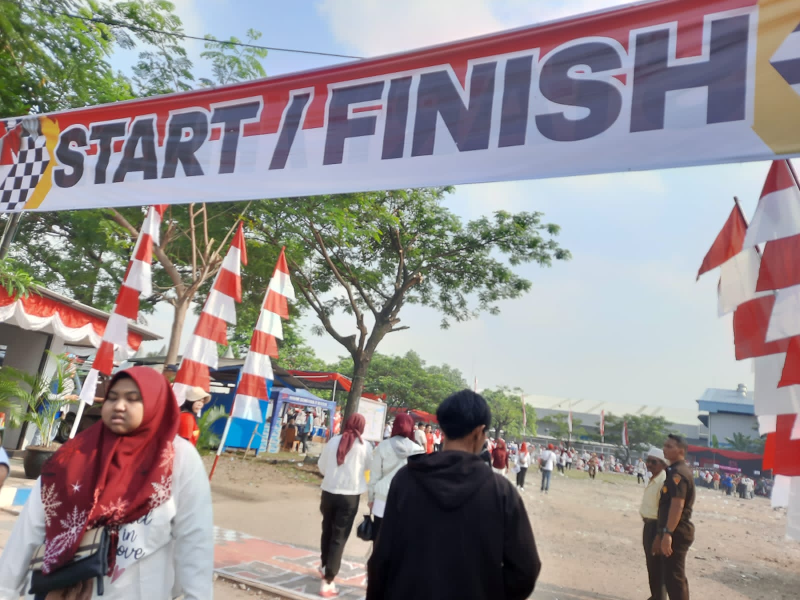 Management PT. Panarub Adakan Perlombaan Menyambut Hari Kemerdekaan RI Ke-80.