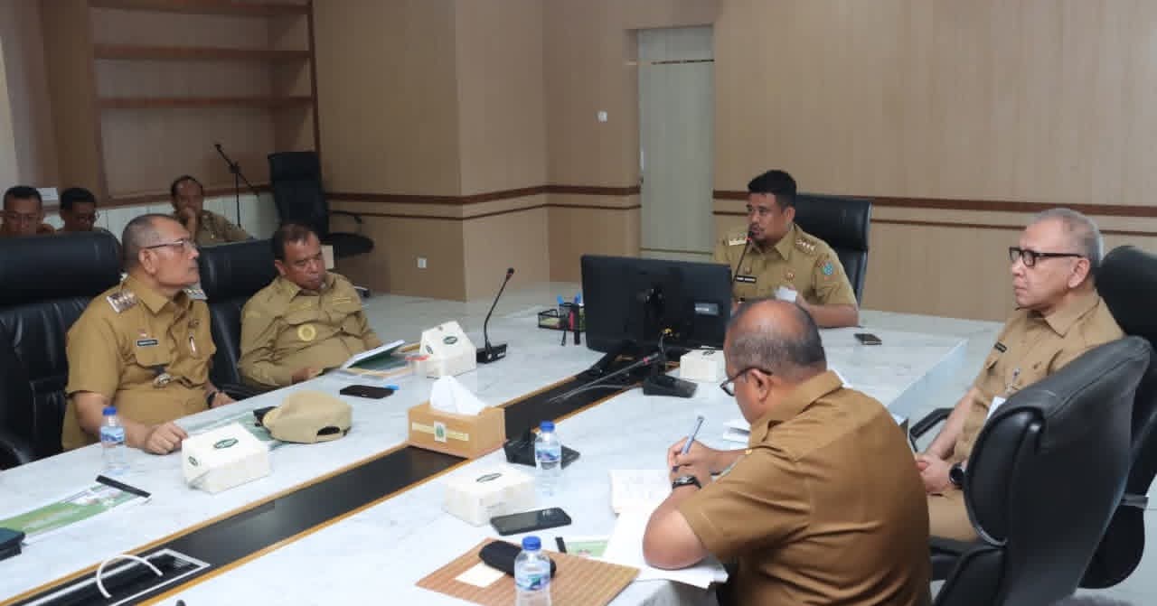 Hadiri Rapat Koordinasi Produksi dan Hilirisasi Jeruk, Bupati Dairi Vickner Sinaga : 20 Hektar Lahan Akan Kami Siapkan Untuk Budidaya Jeruk