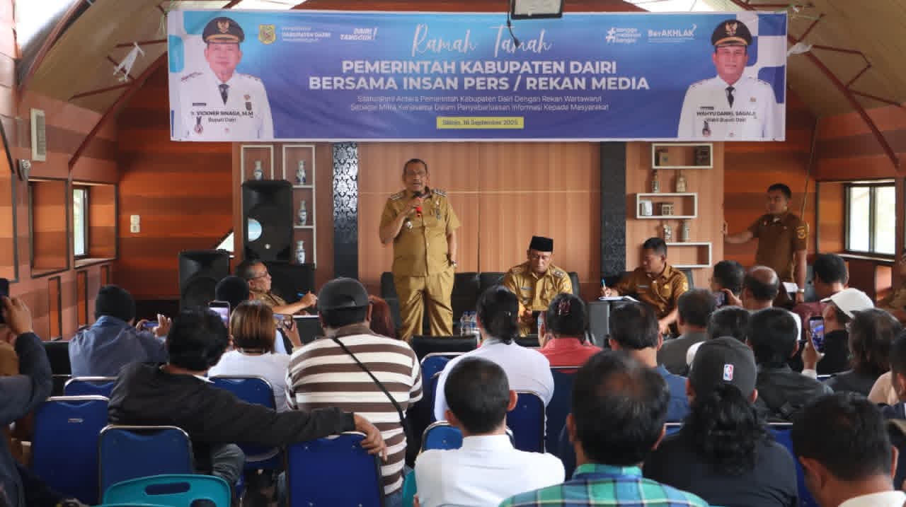 Pemkab Dairi ramah tamah bersama insan pers SE Kab Dairi.