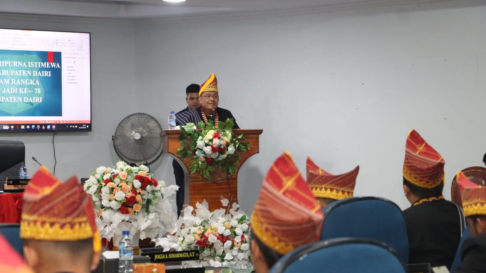 Sidang Paripurna Istimewa HUT Dairi ke-79, Bupati Dairi Ajak Semua Pihak Bersatu, Bersinergi Menuju Dairi Maju dan Sejahtera