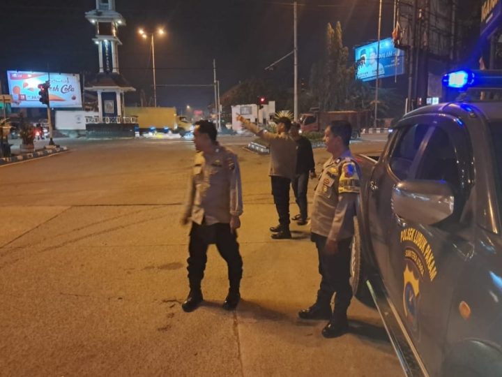 Pastikan Situasi Kamtibmas Aman Dan Kondusif, Polresta Deli Serdang Patroli dan Sambang Poskamling*