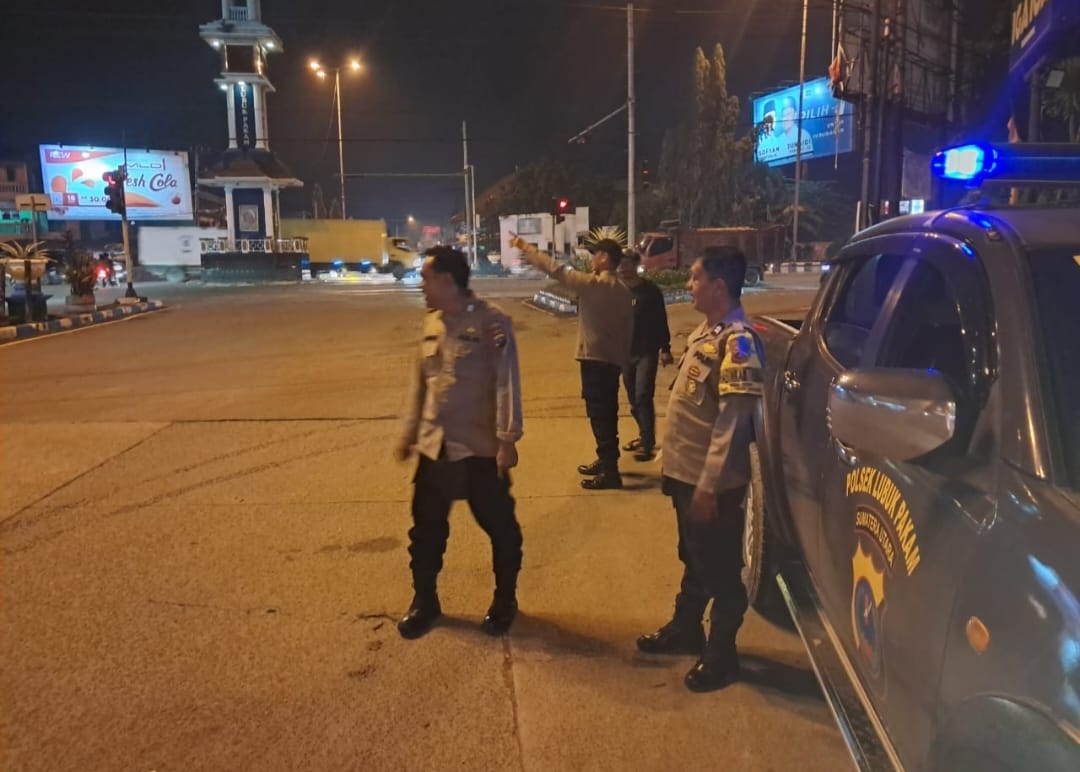 Pastikan Situasi Kamtibmas Aman Dan Kondusif, Polresta Deli Serdang Patroli dan Sambang Poskamling*