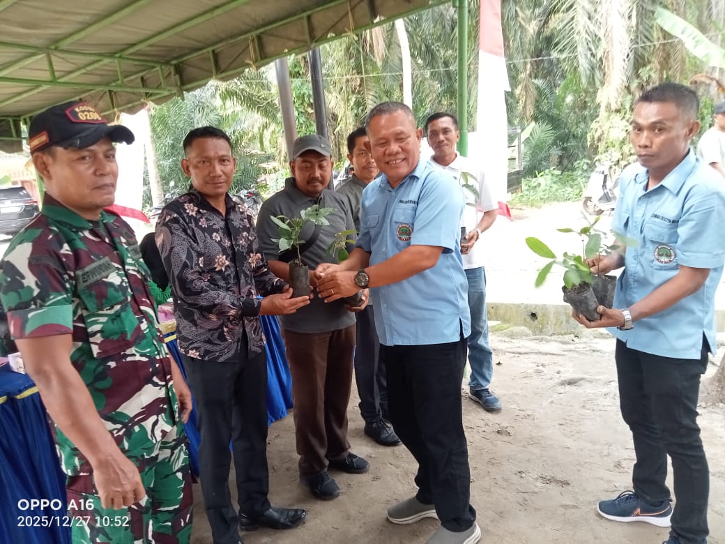 Lawan Bencana Ekologis, Lembaga Ekosistem Indonesi dan Aktivis Lingkungan di Asahan Gelar Aksi “Satu Bibit, Sejuta Manfaat”