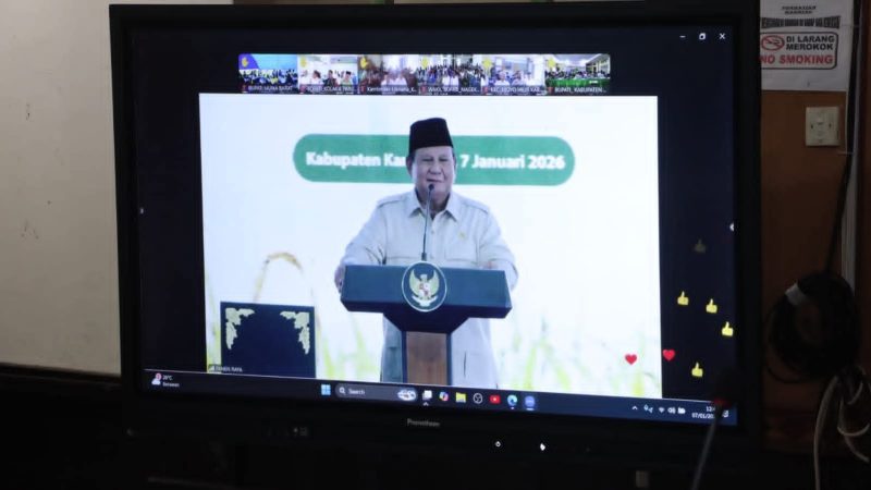 Bupati Dairi Ikuti Panen Raya Dan Pengumuman Swasembada Pangan Bersama Presiden Secara Virtual
