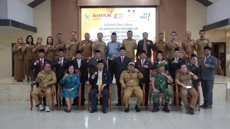 Bupati Dairi Lantik Pejabat Pimpinan Tinggi Pratama Dan Direksi Perusahaan Daerah Pasar Periode 2026-2030, Tegaskan Seluruh Jajaran Untuk Serius Dalam Bekerja