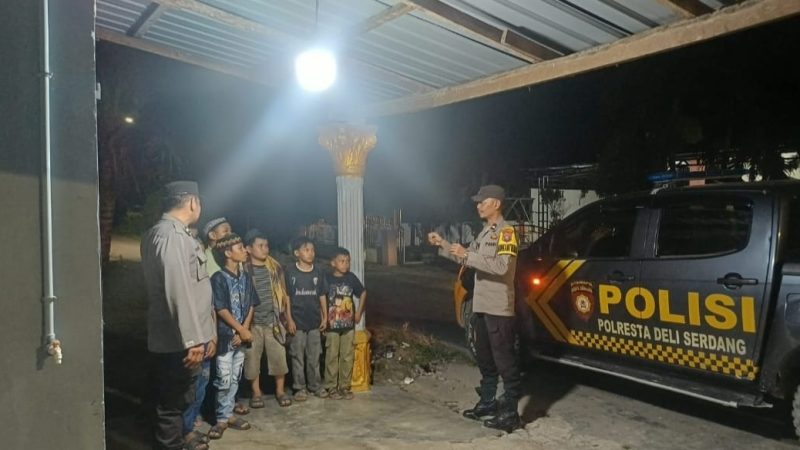 Polresta Deli Serdang dan Jajaran Gelar Patroli Menyapa Subuh Selama Ramadhan 1447 H*
