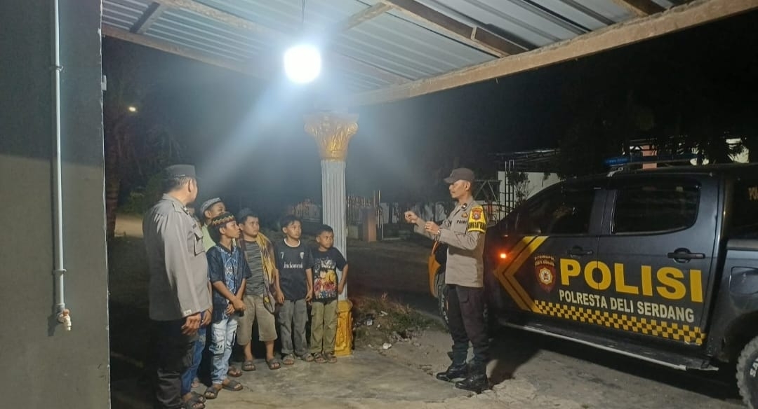 Polresta Deli Serdang dan Jajaran Gelar Patroli Menyapa Subuh Selama Ramadhan 1447 H*