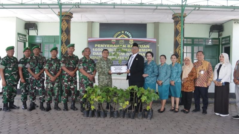 Kodim 0206/Dairi Serahkan 1.050 Bibit Kemiri ke Pemkab Dairi, Wujud Sinergi Sukseskan Program Dairi Asri