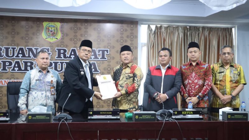 DPRD Dairi Sampaikan Rekomendasi LKPJ Bupati Dairi Tahun Anggaran 2025