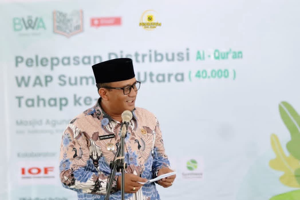 Wakil Bupati Dairi Hadiri Pelepasan Distribusi 40 Ribu Al-Qur’an Wakaf Sumut Tahap IV
