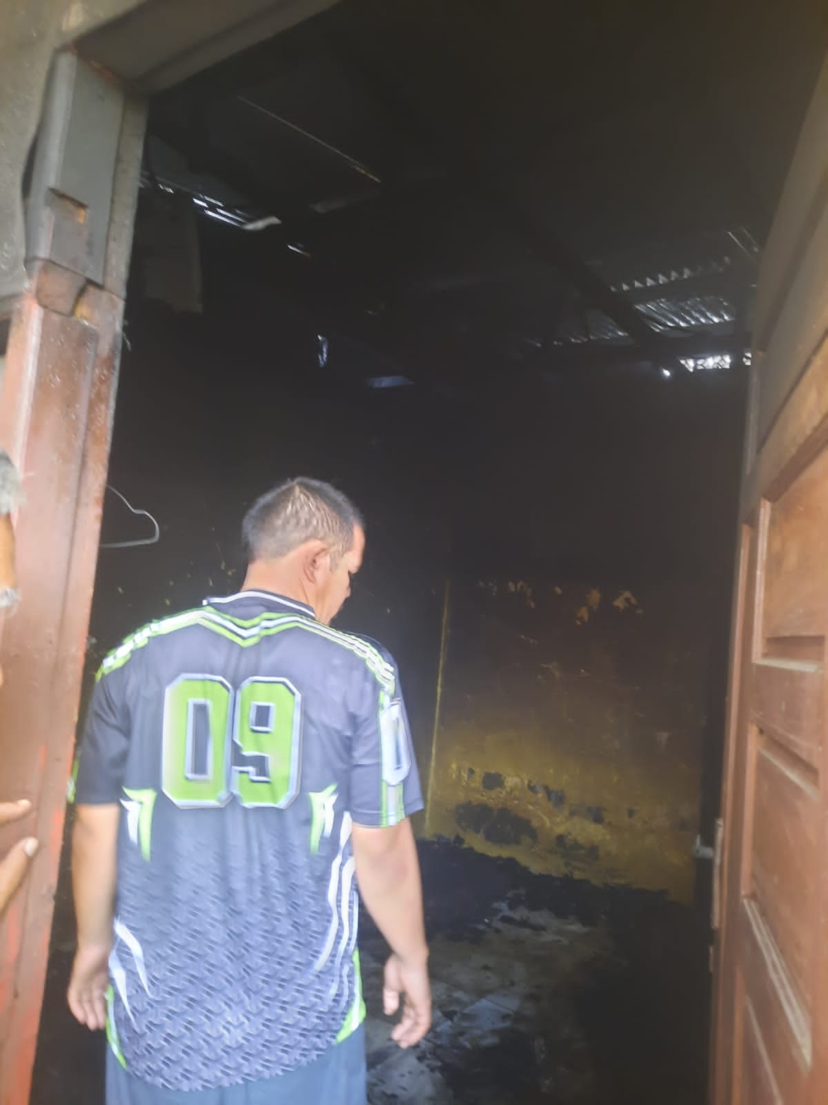 Kebakaran Menimpa kontrakan bapak Simamora